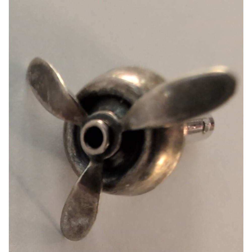 Single Silvertone Propeller Cufflink